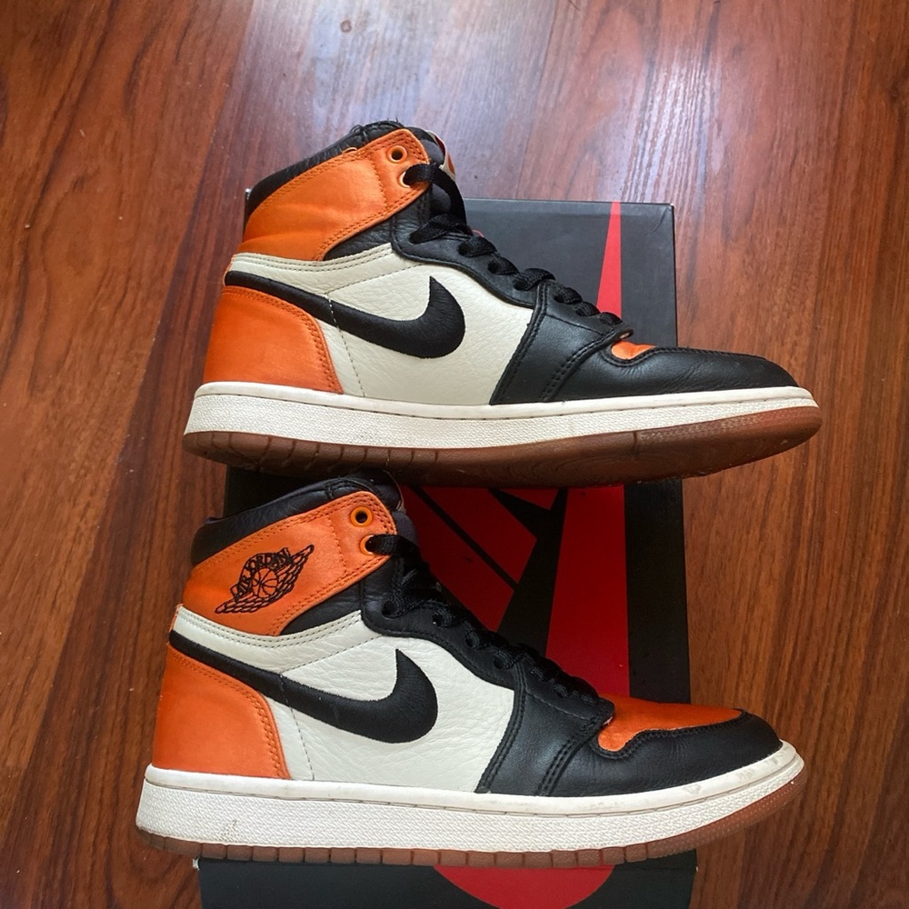 Nike Air Jordan 1 Satin Shattered Backboard